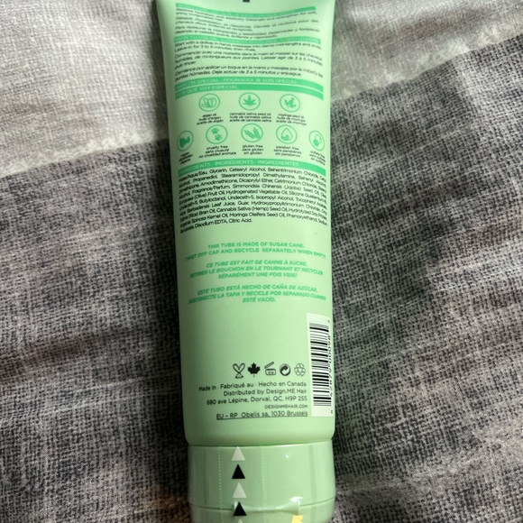 NWT DESIGNME GLOSS.ME • HYDRATING TREATMENT MASK - Picture 2 of 5